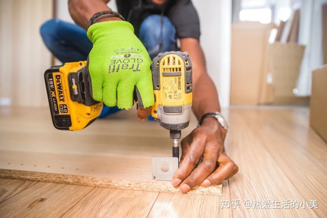 image Time for small contractors