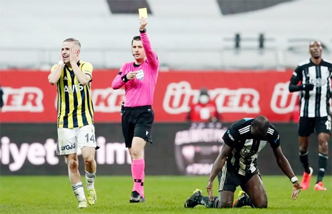 image Turkish court issues 1,000-year jail terms in Fenerbahce case
