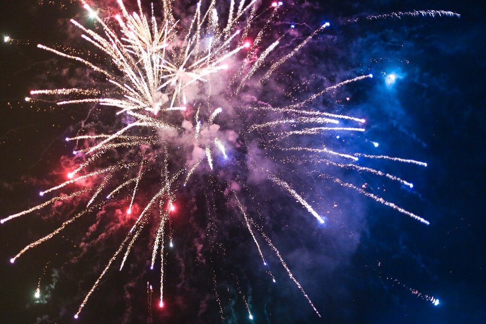 image Fireworks a ‘serious threat’ to the environment