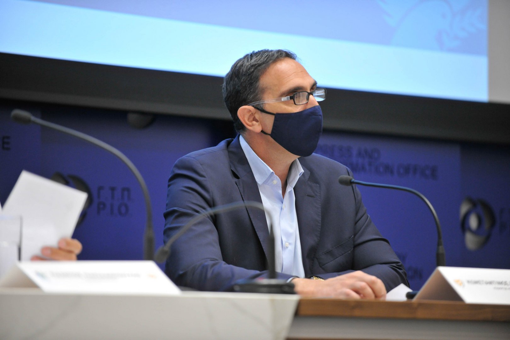 image Coronavirus: Minister concerned about ‘public complacency’
