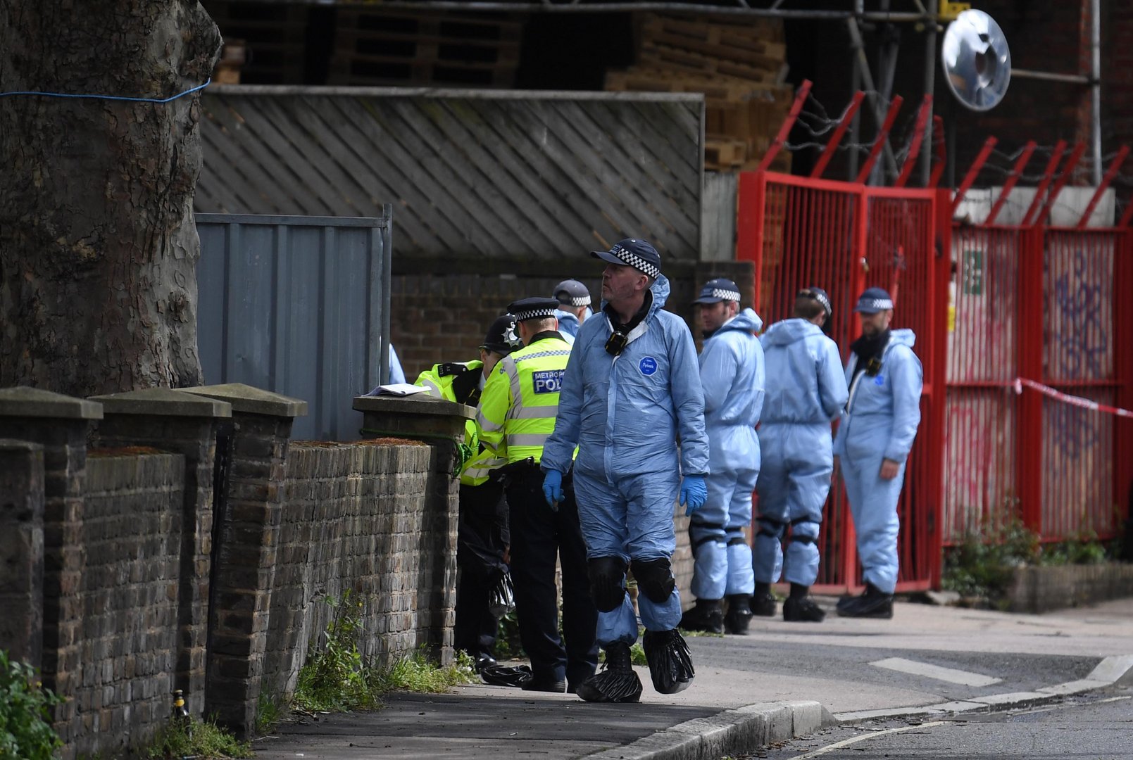 image UK police officer pleads guilty to woman&#8217;s rape and kidnap