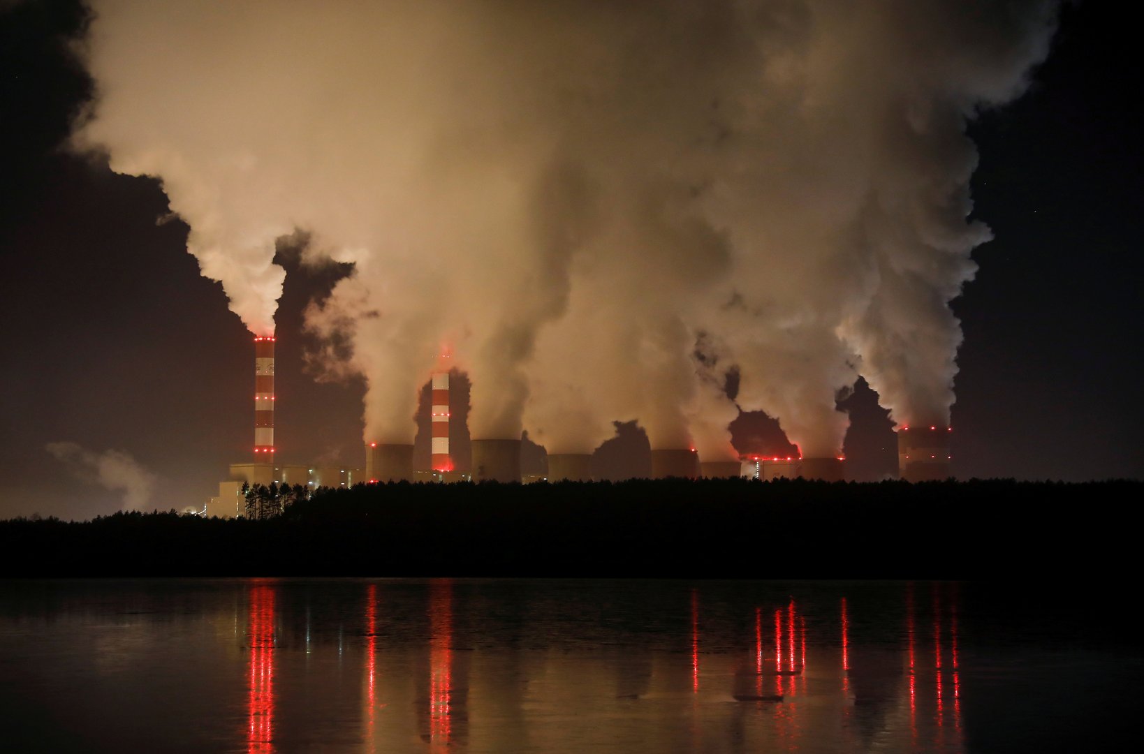 image A game-changer? G7 climate pledge could shift Asia&#8217;s coal policy