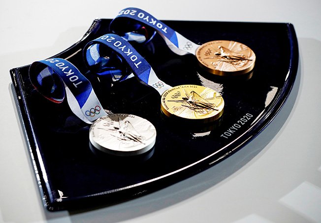 image Do-it-yourself medal ceremony at Olympics amid pandemic