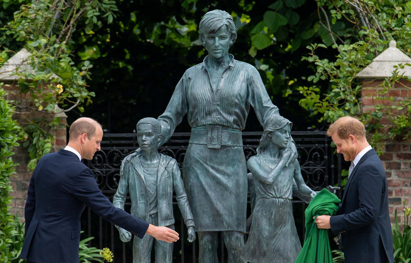 image William and Harry put feud aside to unveil Princess Diana statue