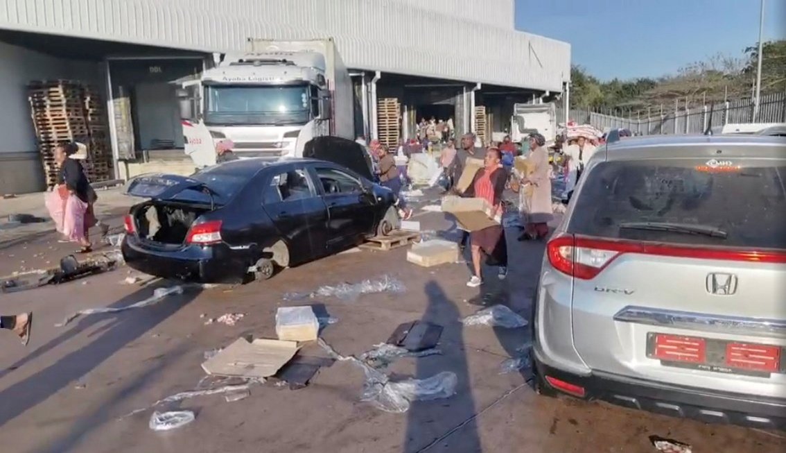 image South African leader says he will end mayhem as unrest flares again