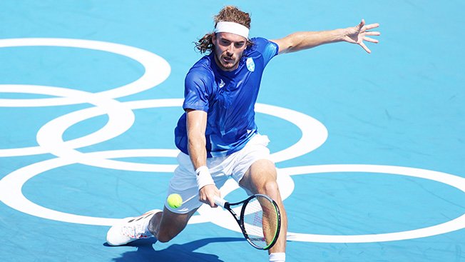 image Tsitsipas knocked out as players struggle in Tokyo heat