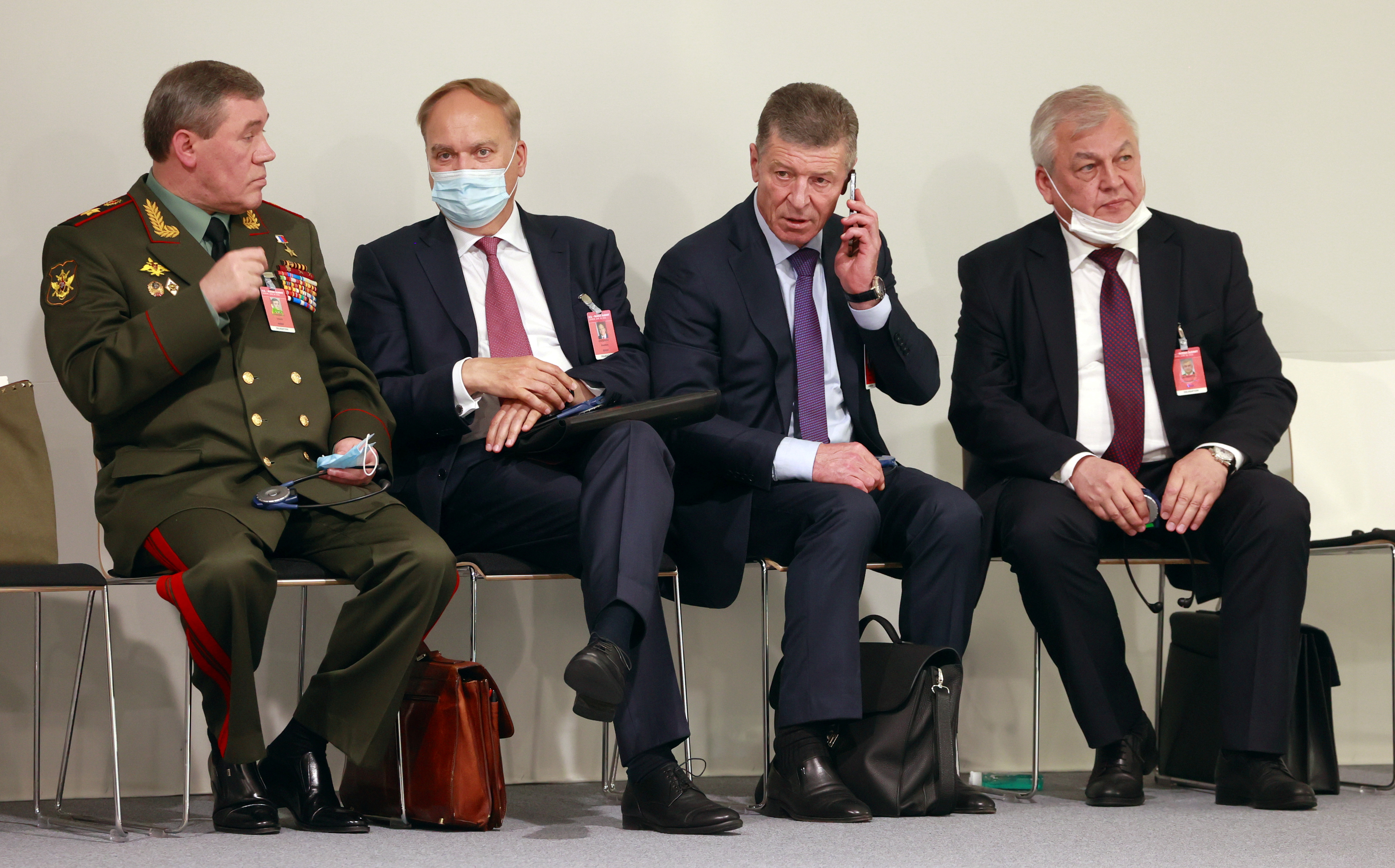 image Russia wants UK and France in nuclear talks, the US wants China