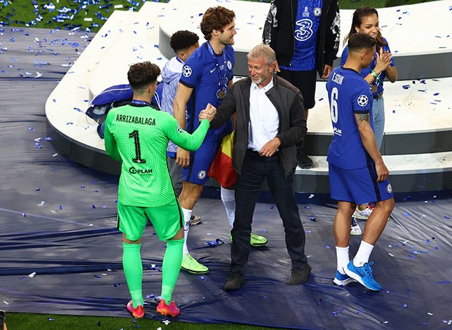image Russia&#8217;s Abramovich denies buying Chelsea for Putin, court hears