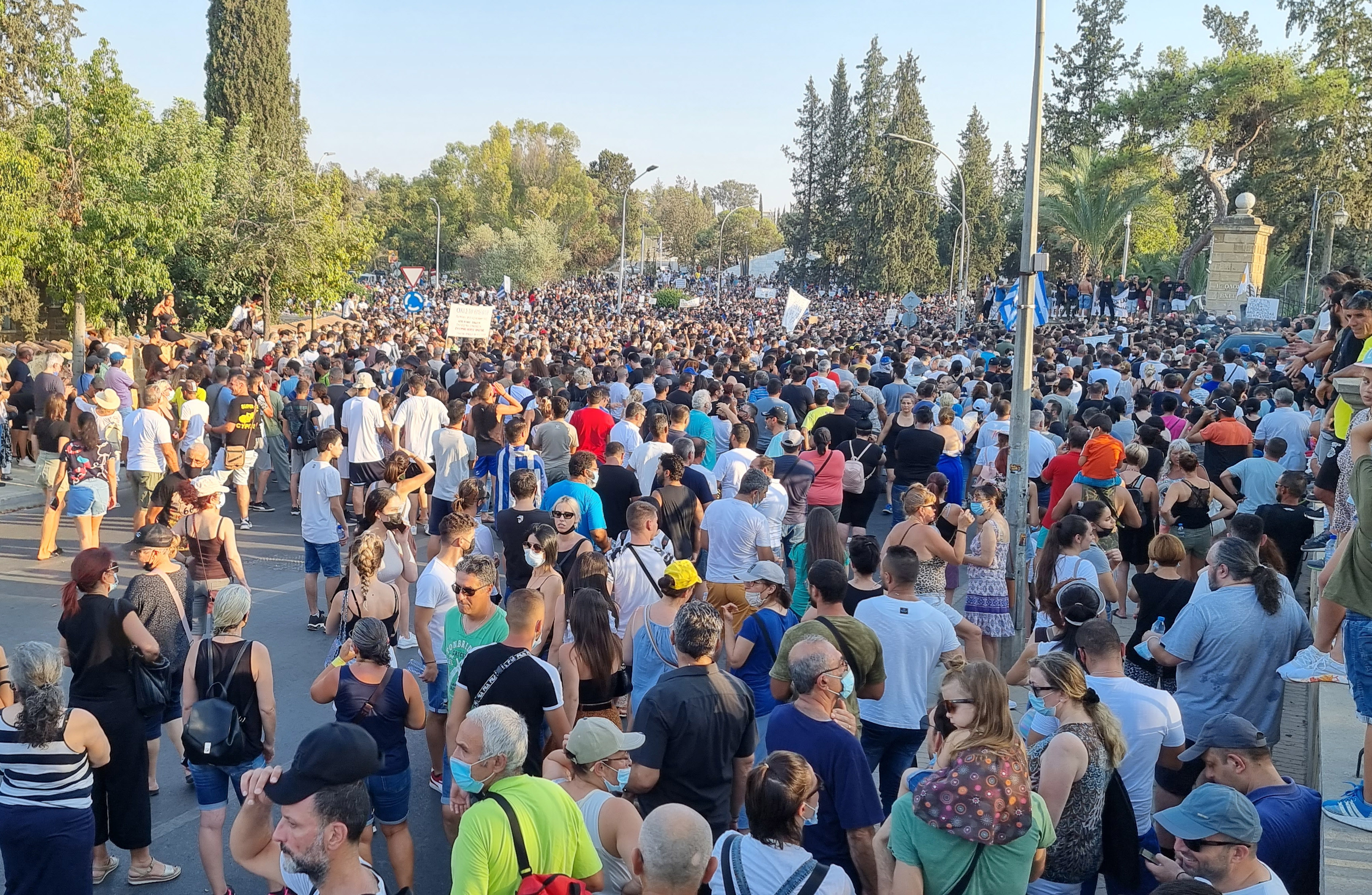 image Coronavirus: Police warning ahead of another protest