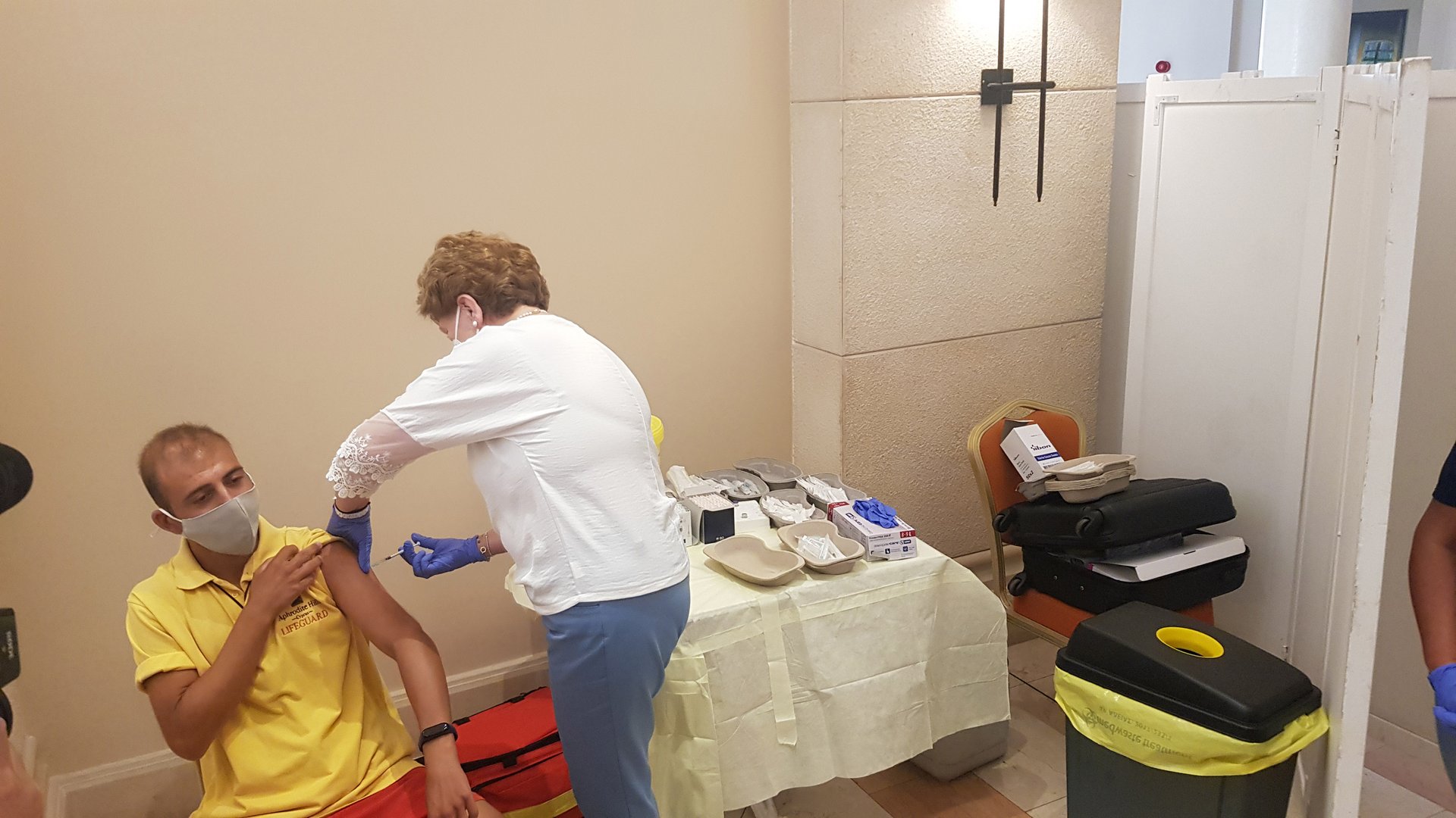 image Coronavirus: Vaccinating hotel staff begins