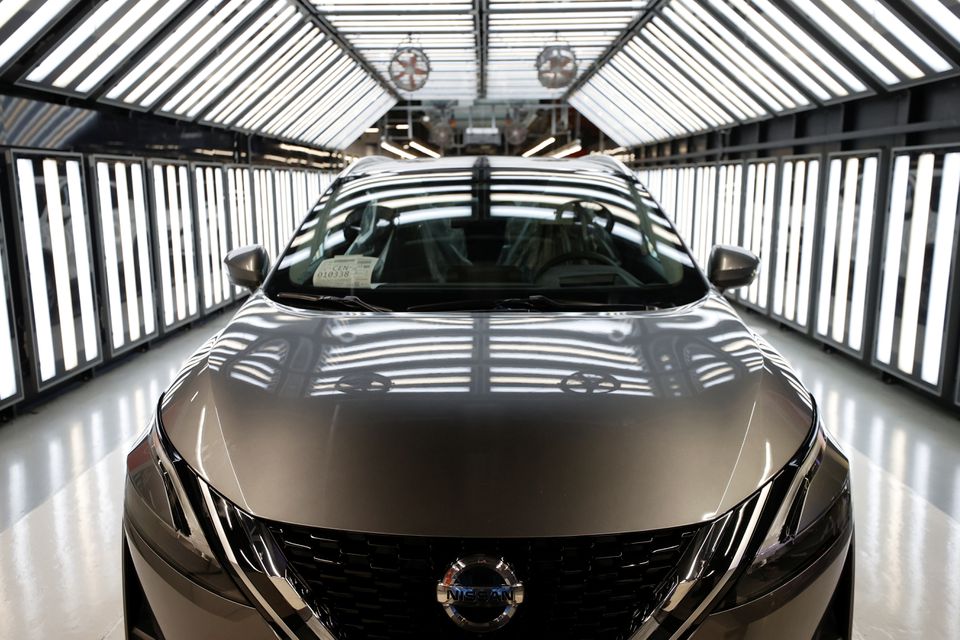 image Nissan bets on UK &#8216;renaissance&#8217; with battery plant and new vehicle