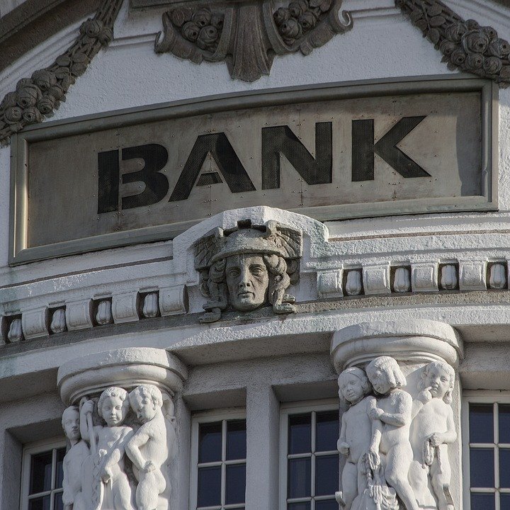 image Banks still have essential role to play &#8212; Economist &#8211; Cyprus Economic Society