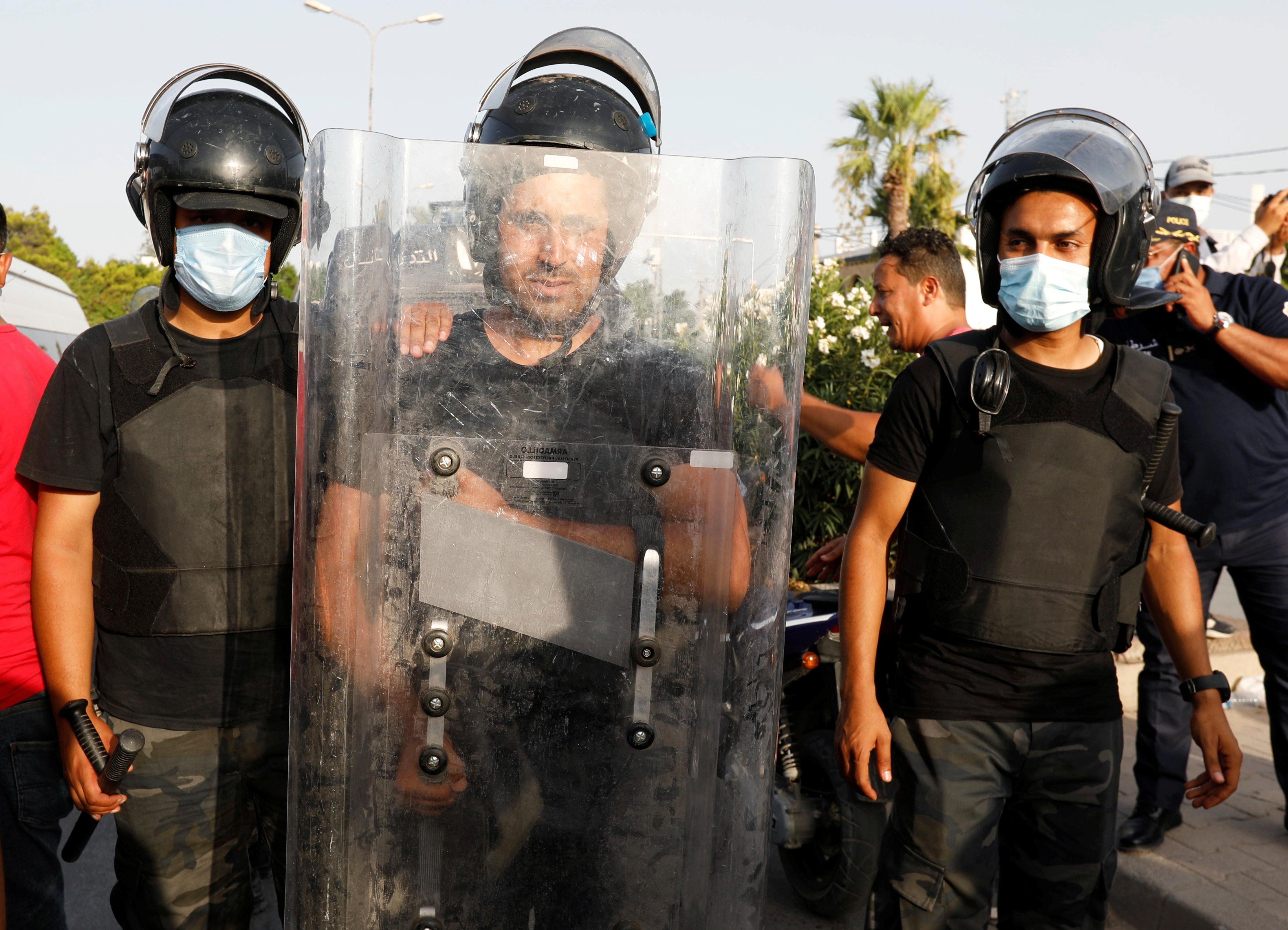 image Autocracy and democracy: the human race has a dual heritage