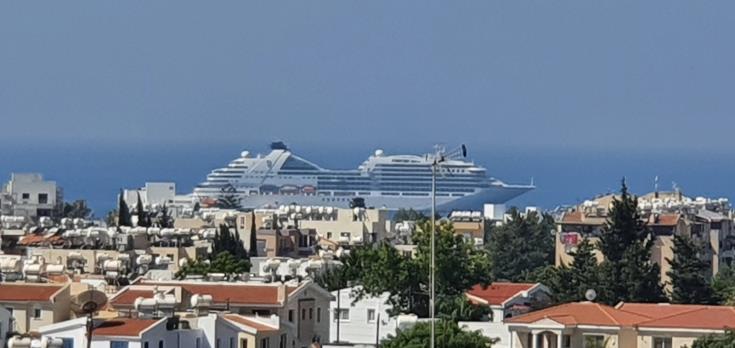 image Paphos welcomes cruise liner Seabourn Ovation