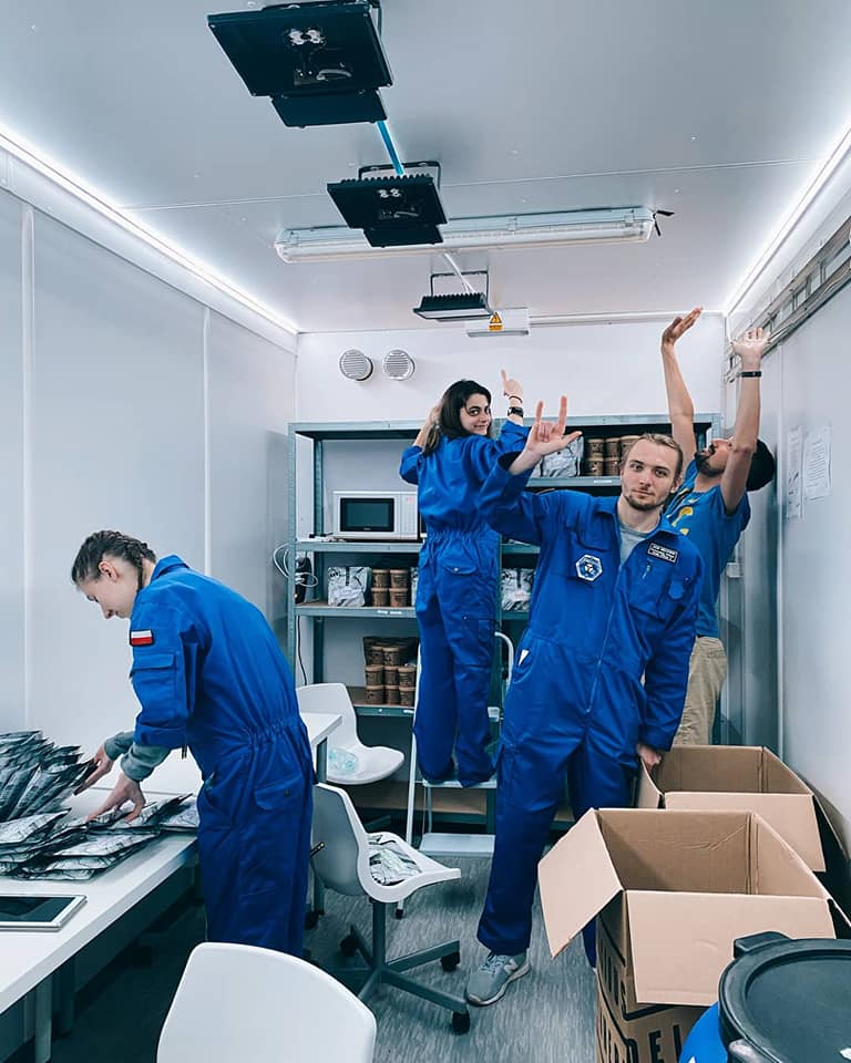 feature gina the members of the hyperion mission crew (lunares research station)