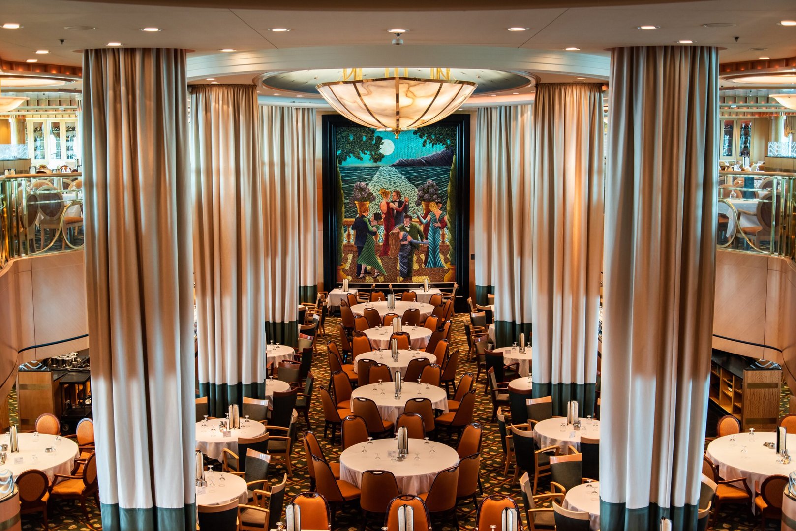 feature katy the large main dining room offers a la carte service