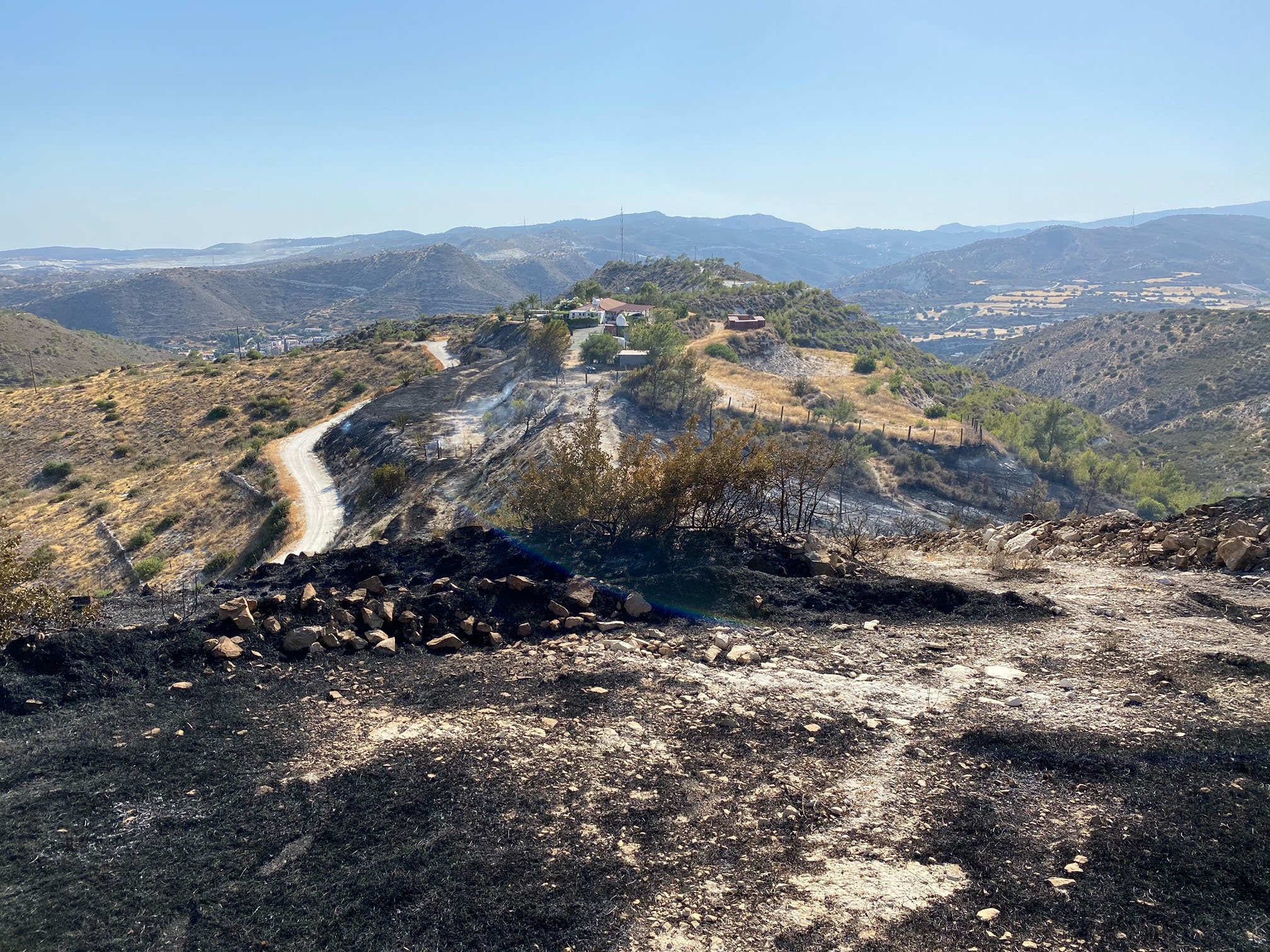 image Motorway reopened after fire forces closure near Governor’s beach (Update 3)