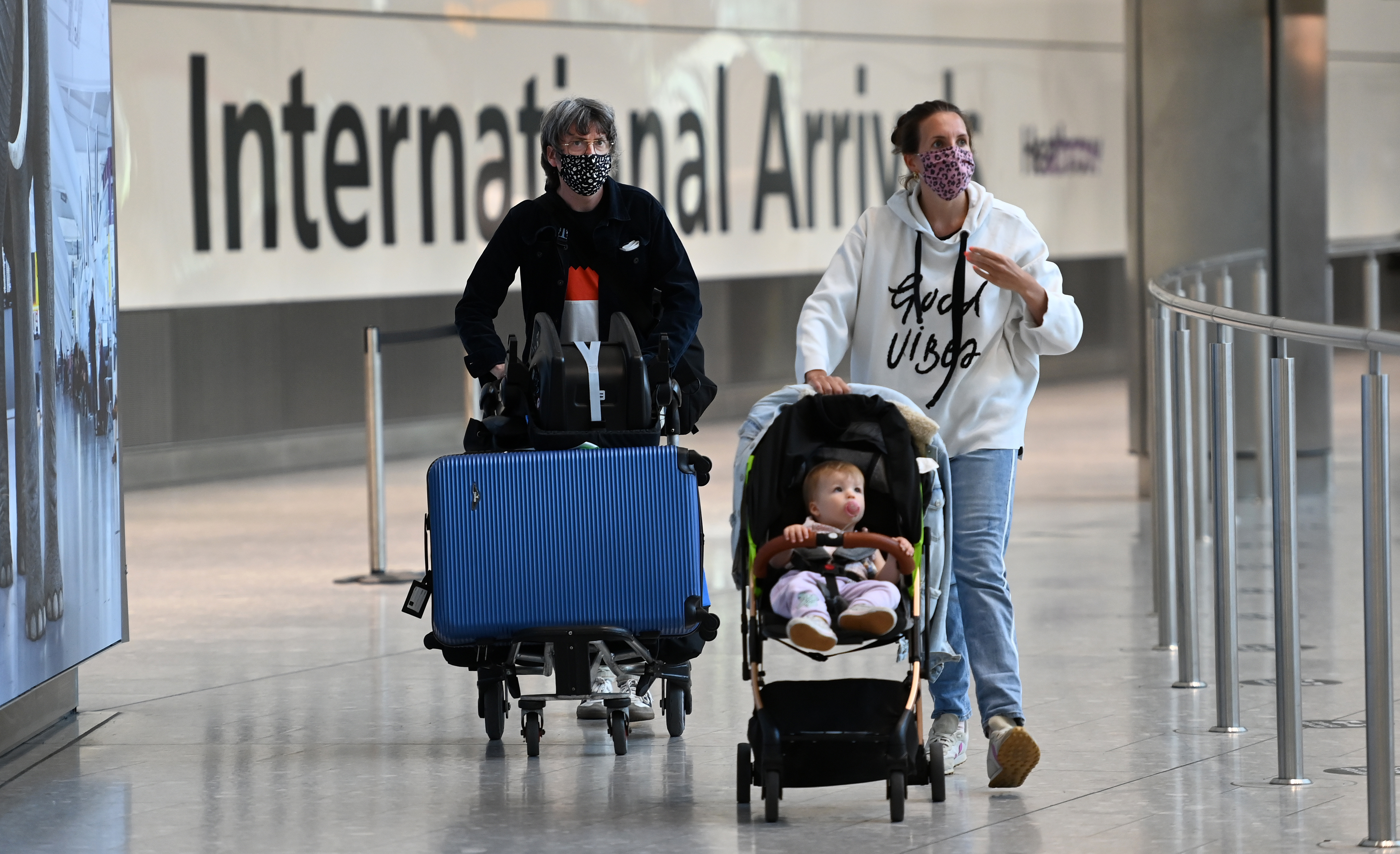 image England scraps quarantine for fully vaccinated US, EU arrivals (Update 5)