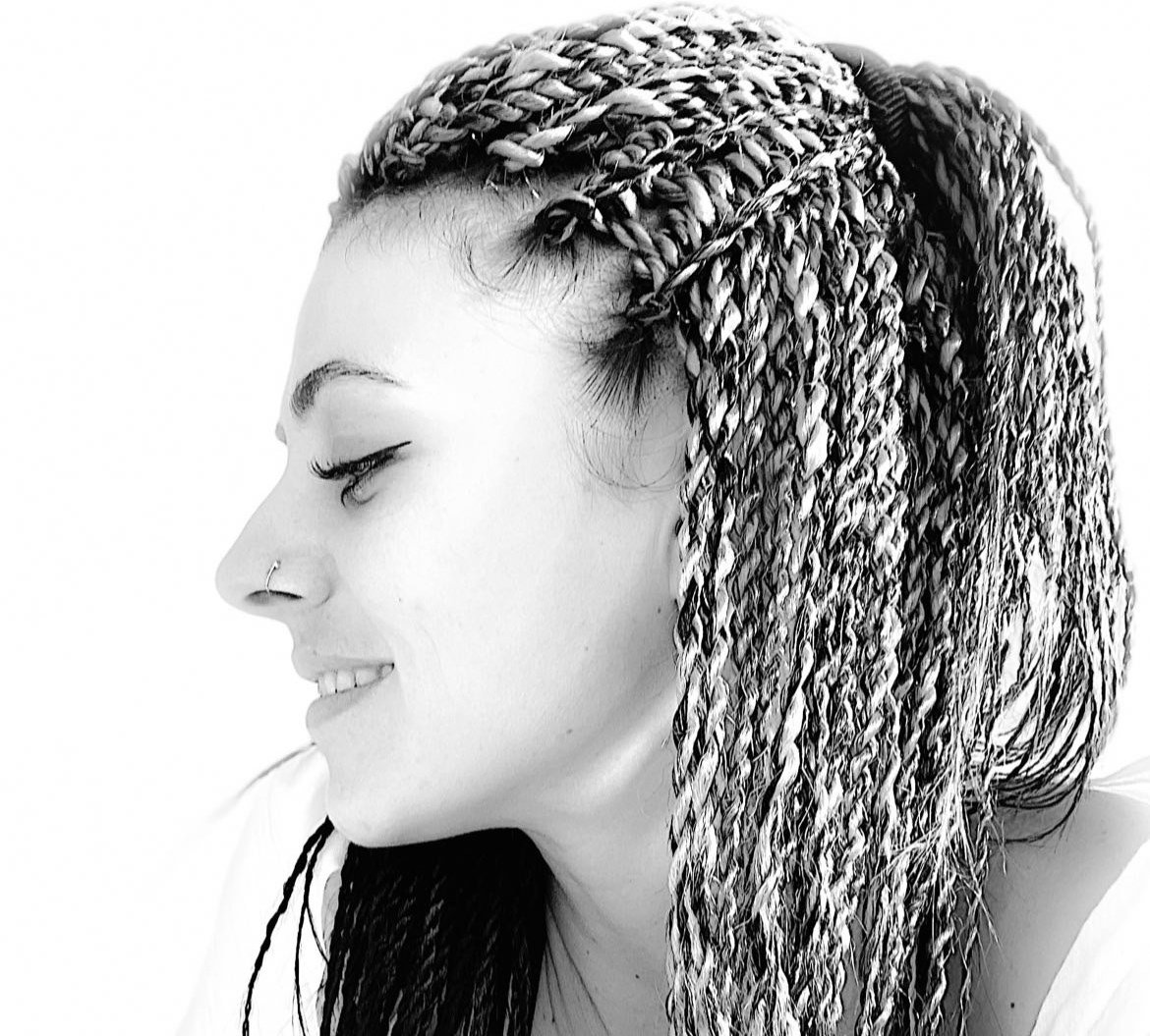 image A minute with Evri Dimitriou Singer, vocal coach