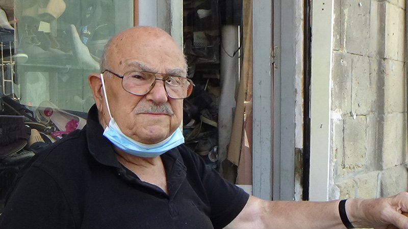 image Ordinary craftsman personifies old way of life