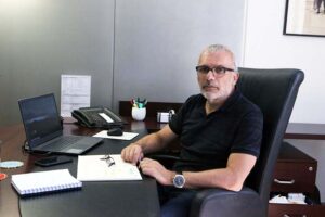 profile2 stavros in his office
