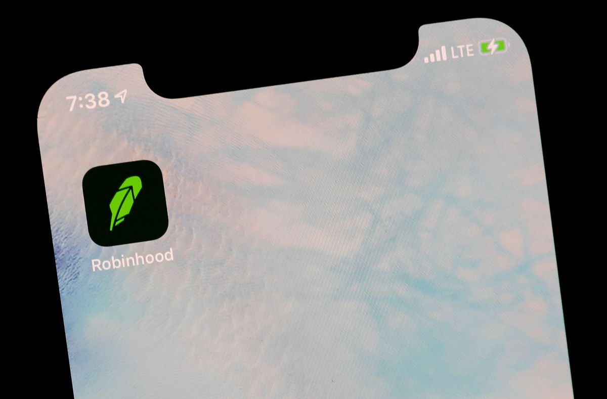 image Robinhood fined $70 mln for harming &#8216;millions&#8217; via misleading info, outages