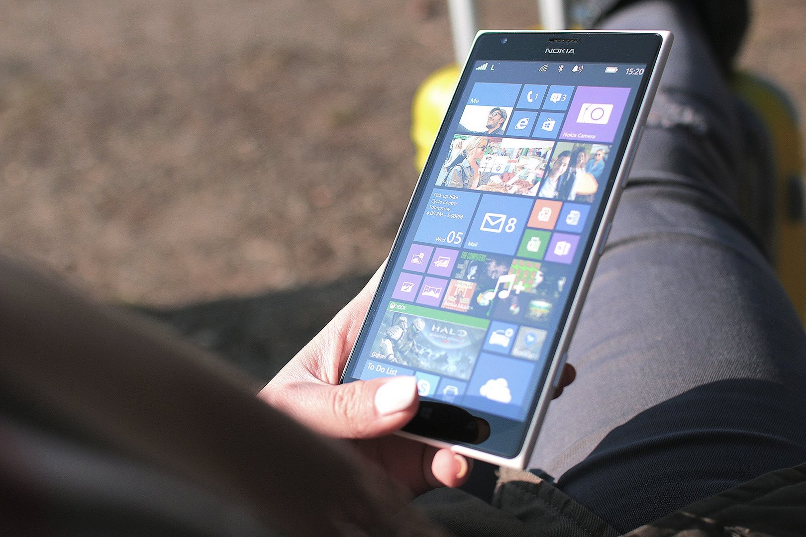 image Help in mobile app development