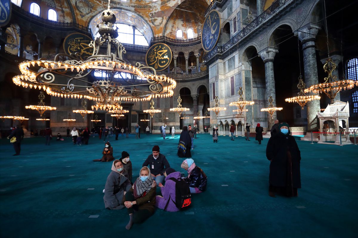 image Turkey&#8217;s Q2 tourism revenues at $3 bln