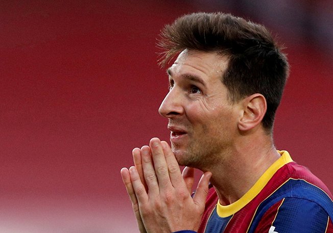 image Messi to leave Barcelona due to &#8216;financial obstacles&#8217;
