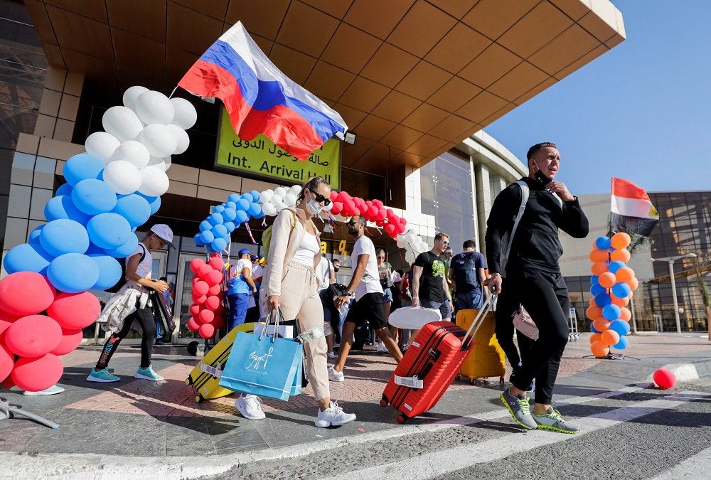 image Russian flights return to Egypt&#8217;s resorts six years after crash