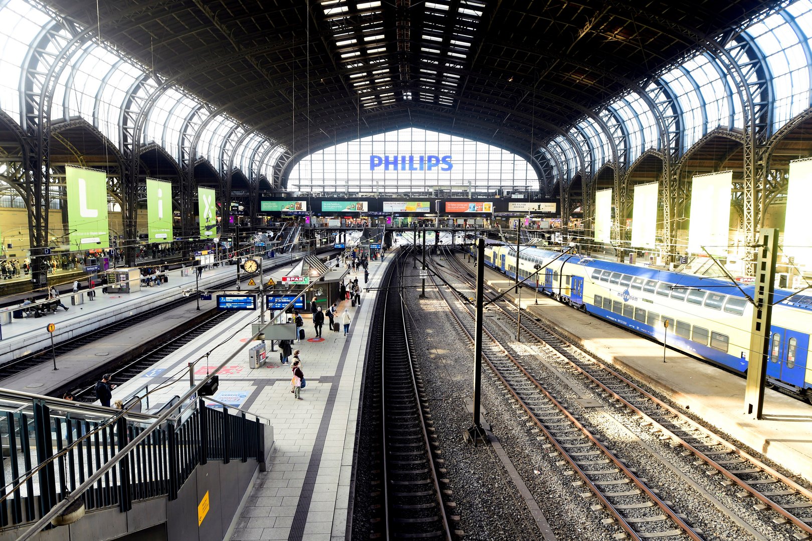 image Two killed in knife attack on train in northern Germany