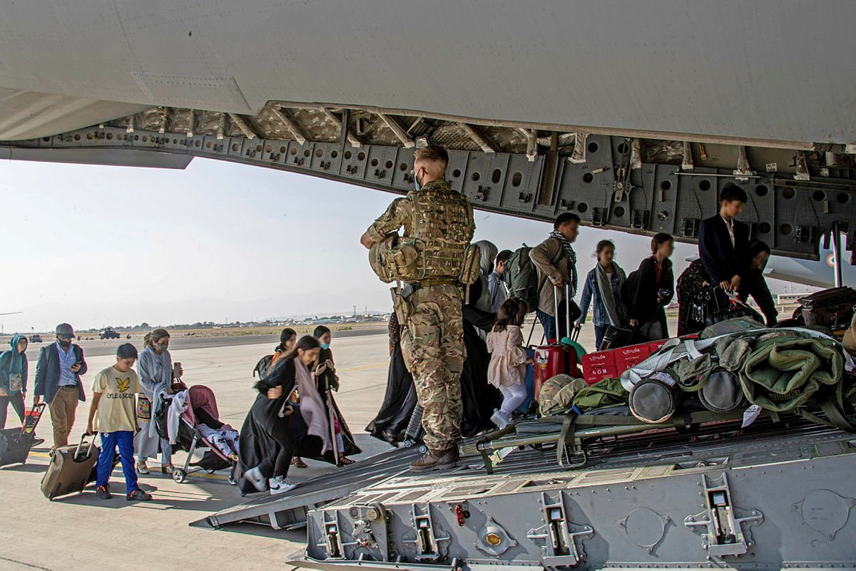 image Three killed as Afghan protests test Taliban&#8217;s promise of peaceful rule (Update 5)