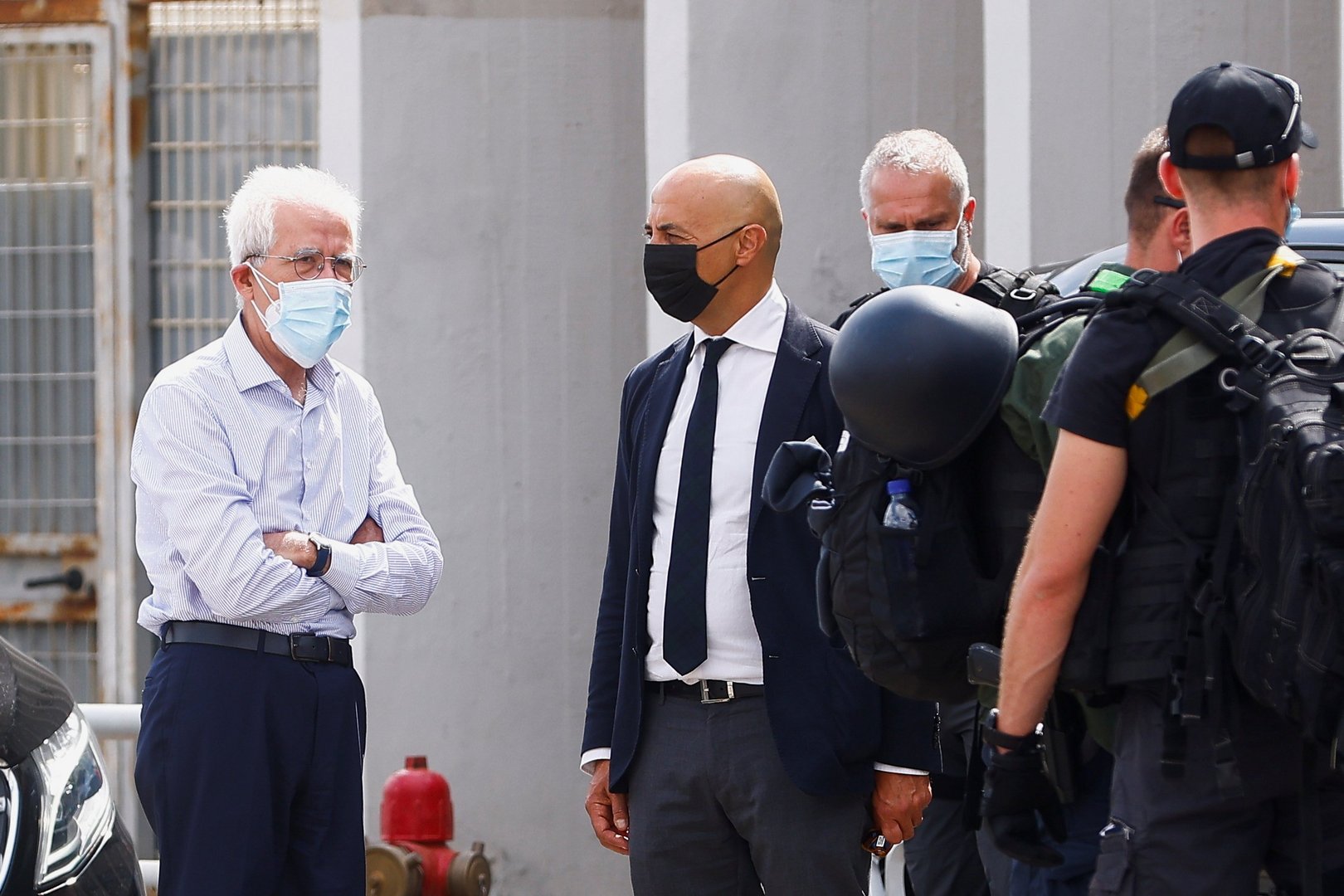 image Italy diplomats and Afghan helpers return to Rome on military plane