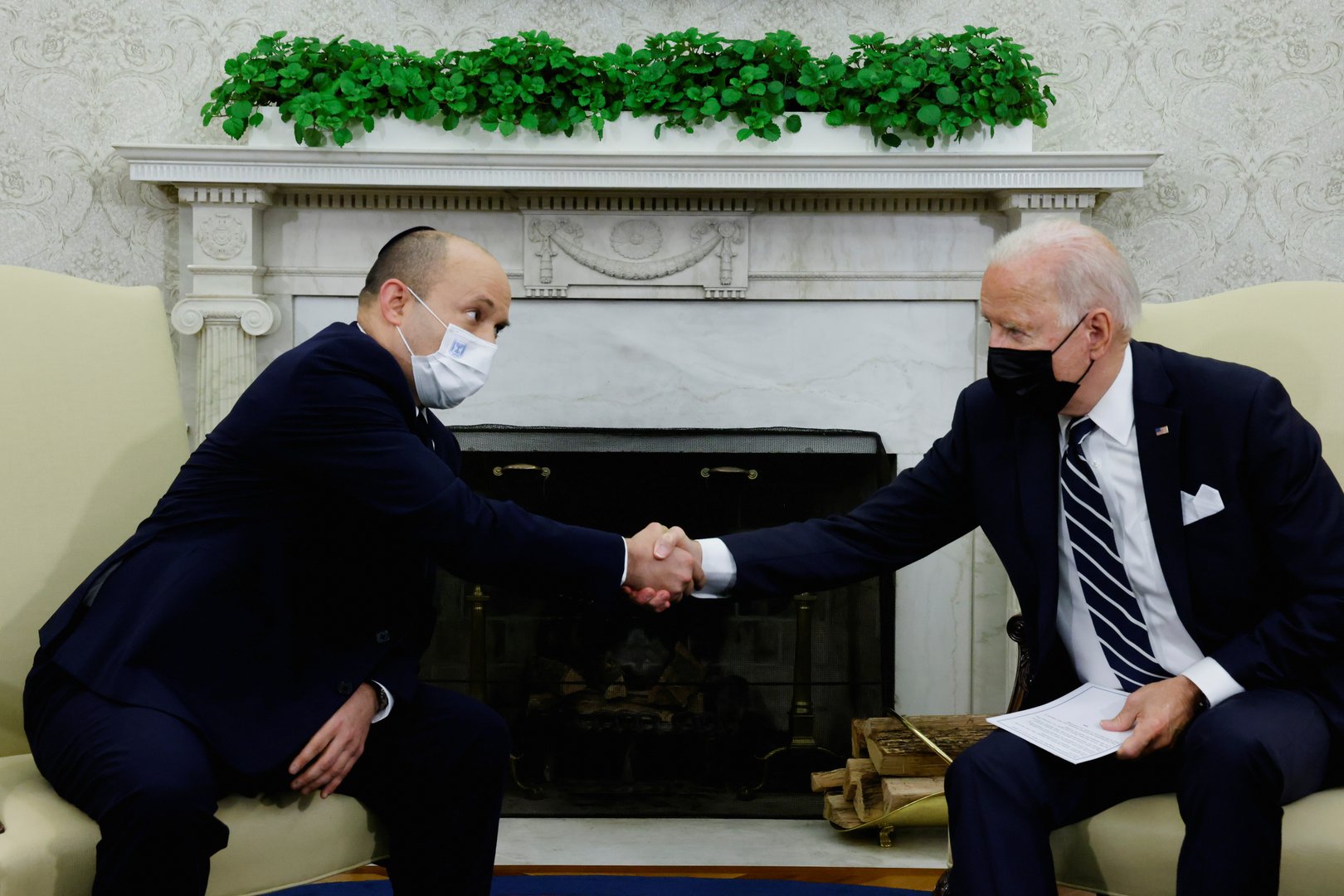 image Biden, Israeli PM begin talks in shadow of Afghan attack (Updated)