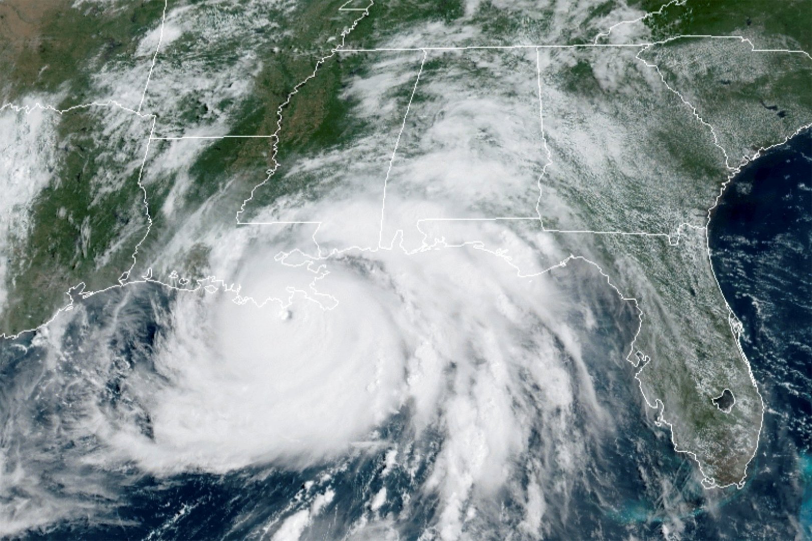 image Ida makes landfall in Louisiana as most intense hurricane in years (Updated)
