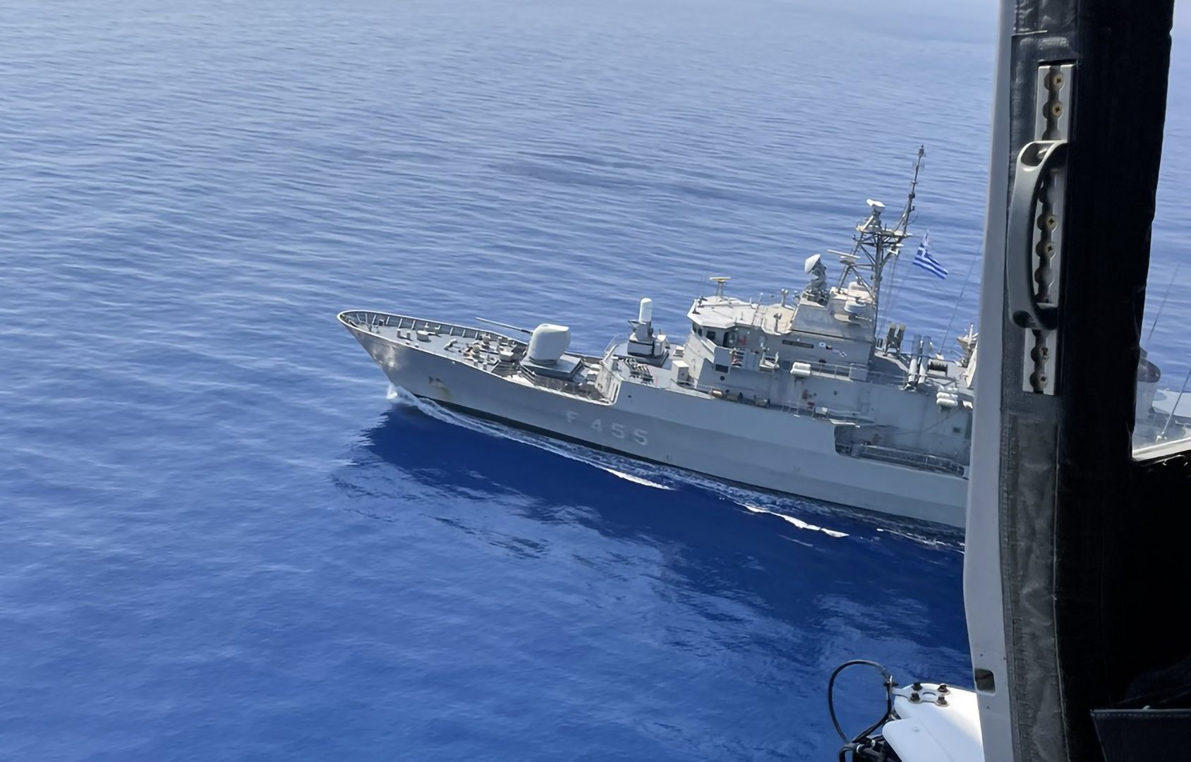 image Cyprus and Greece conduct joint search and rescue drill (with video)