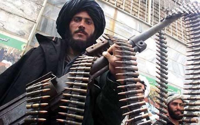 image Taliban impose some order around Kabul airport &#8211; witnesses
