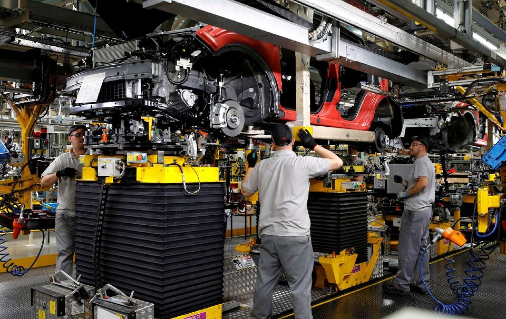 image UK car output falls to lowest July level since 1950s