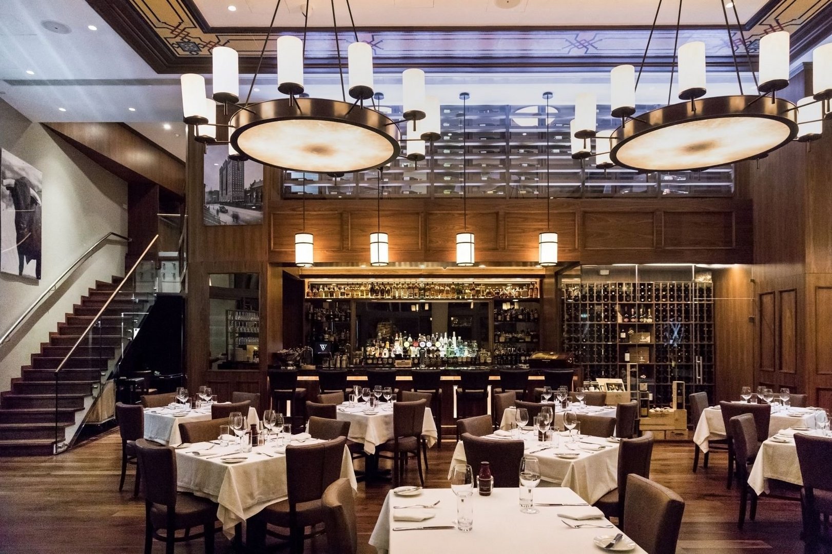 wolfgang's steakhouse main dining area