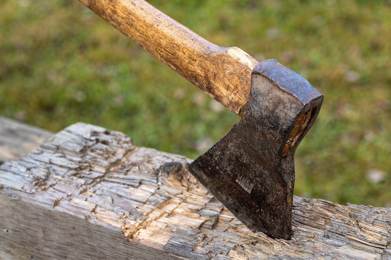 image Arrest after man enters neighbour’s house with axe, tells him to turn music down