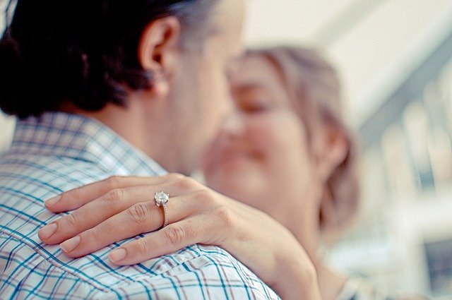 image Find the ideal engagement ring for your future bride
