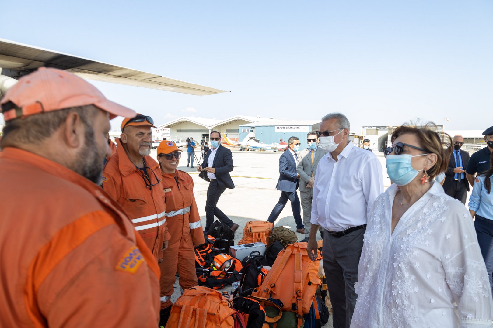 image Cypriot firefighters back from Greece (updated)