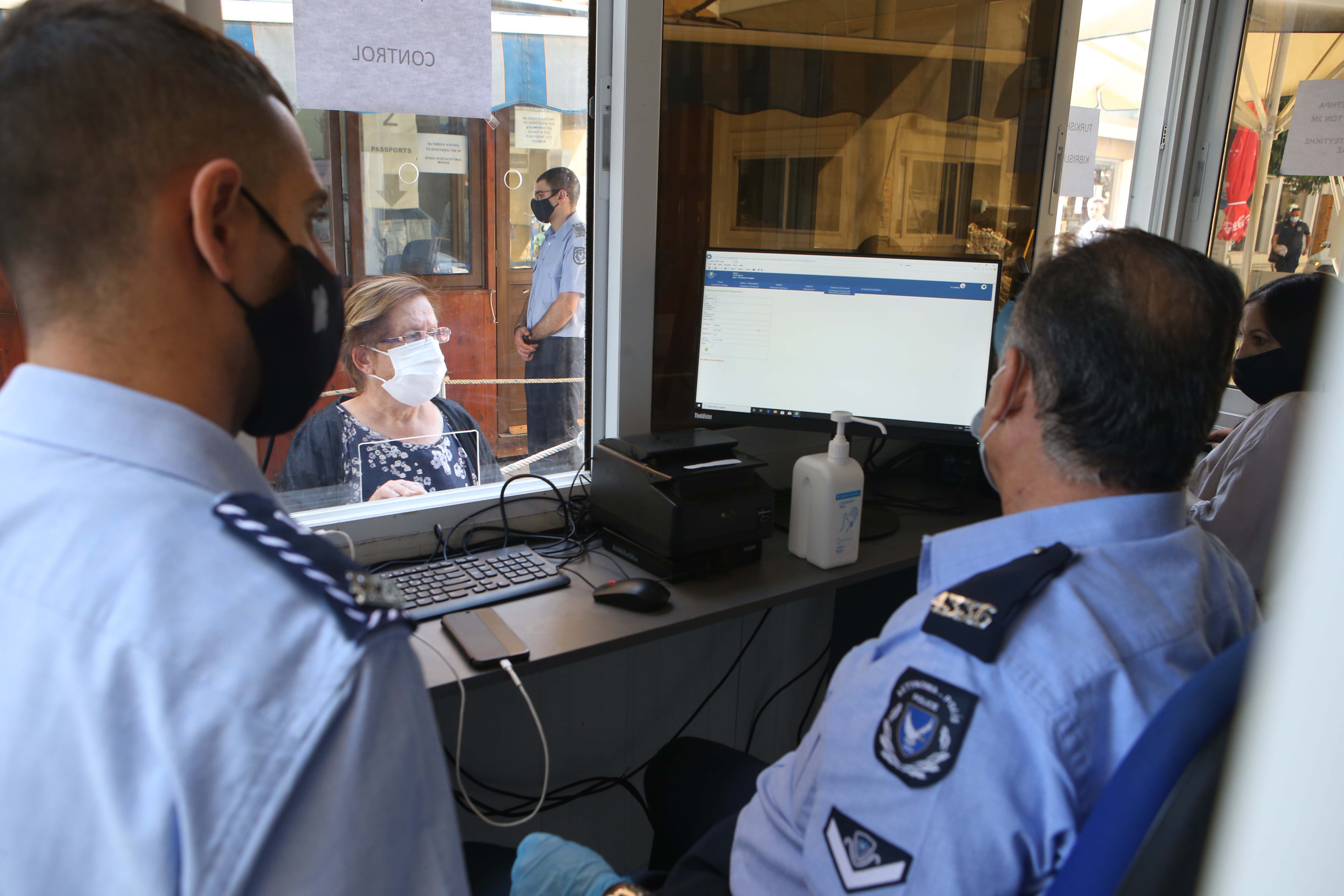 image Tougher checks on Greek Cypriots at crossing points