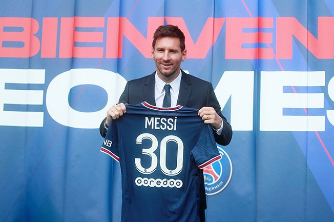 image Pochettino leaves open possibility of Messi debut at Brest