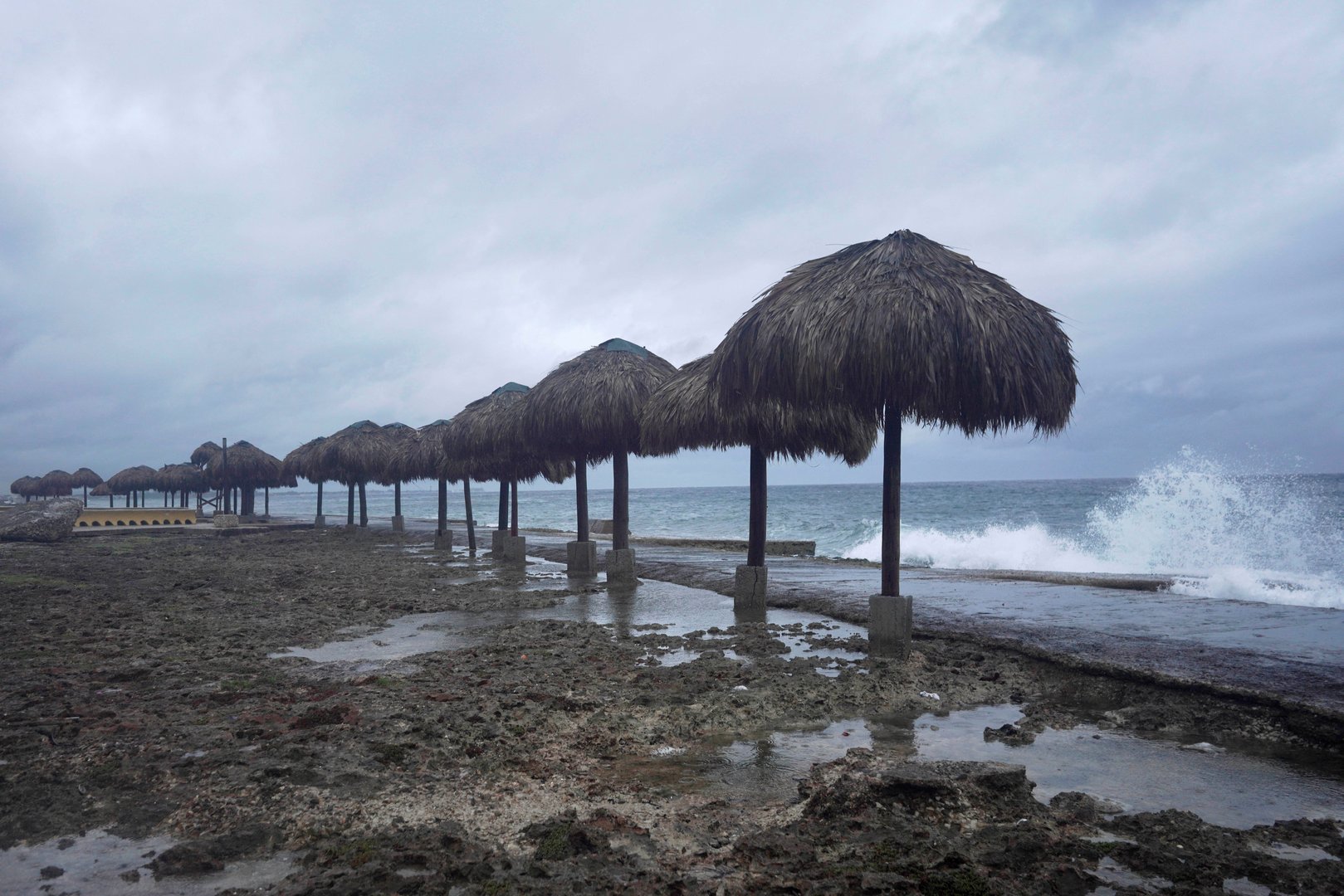 image US Gulf Coast braces for Hurricane Ida after Cuba takes hit
