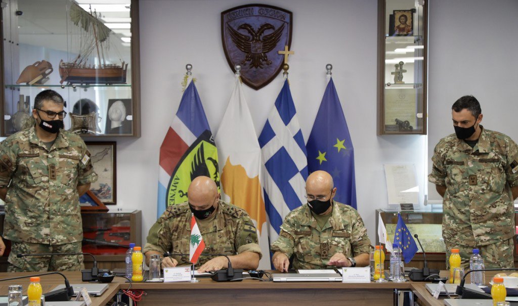 image Lebanon’s army chief on official visit