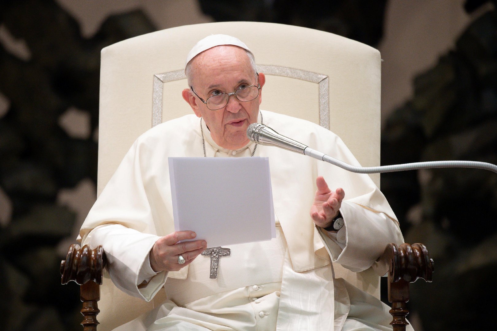 image Pope to help 50 migrants in Cyprus relocate to Italy after trip
