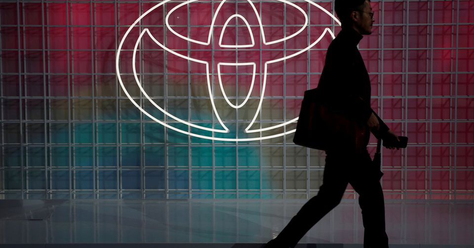 image Toyota, Honda beat profit estimates, chip shortage a worry