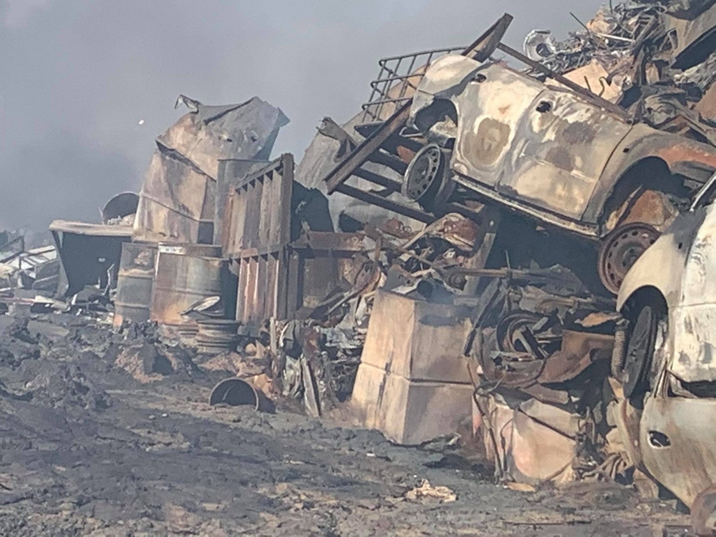 yeri factory fire 1