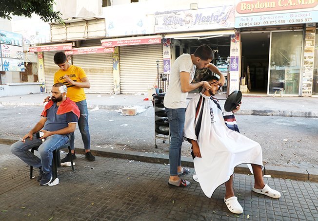 image Lebanon in free fall, must not become &#8216;horror story&#8217;, US senator warns